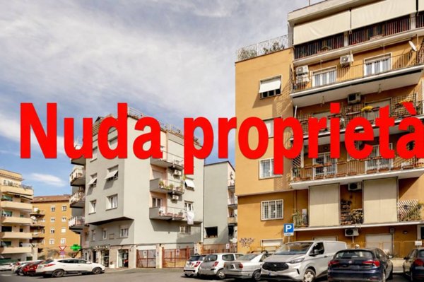 appartamento in vendita a Roma