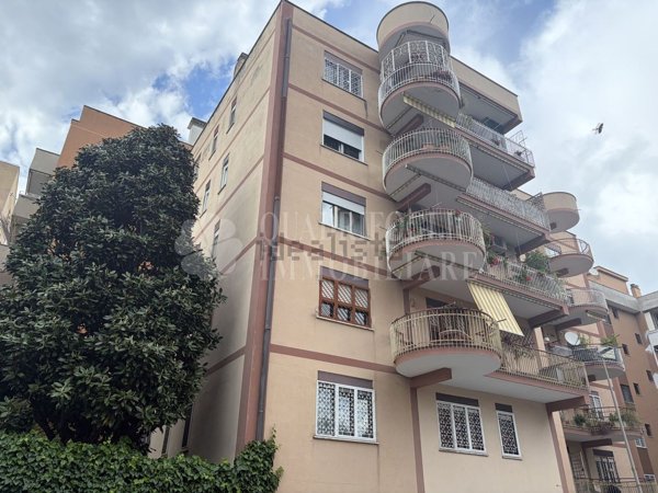 appartamento in vendita a Roma in zona Tuscolano