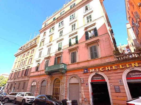appartamento in vendita a Roma in zona Esquilino