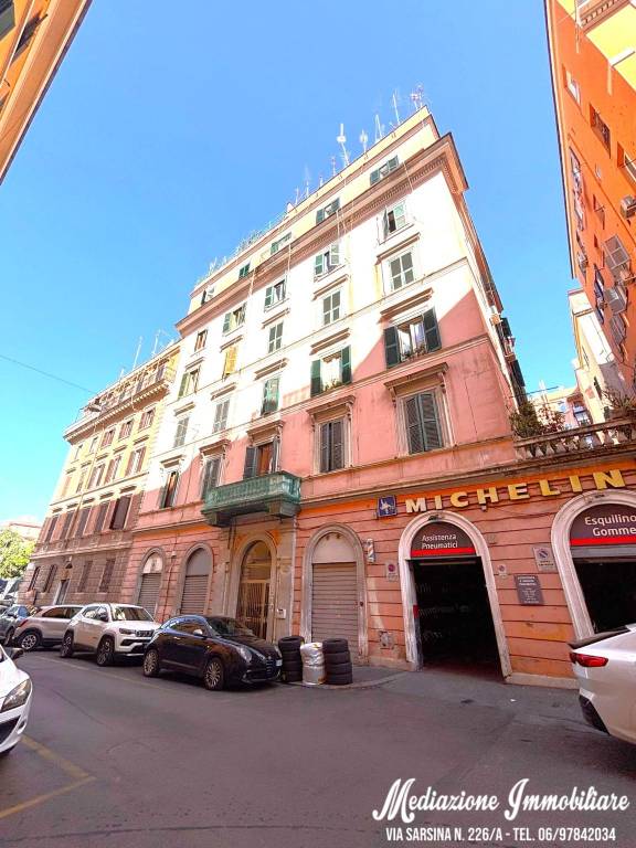 appartamento in vendita a Roma in zona Esquilino