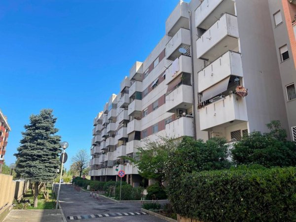 appartamento in vendita a Roma in zona Ostia