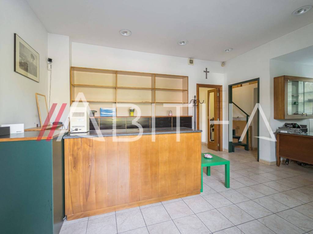 negozio in vendita a Roma in zona Parioli
