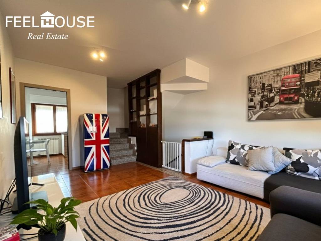 appartamento in vendita a Roma in zona Vitinia