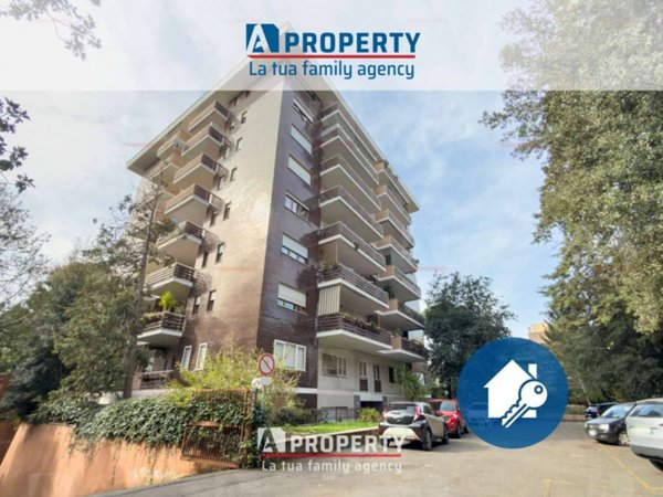 appartamento in vendita a Roma in zona Ardeatino