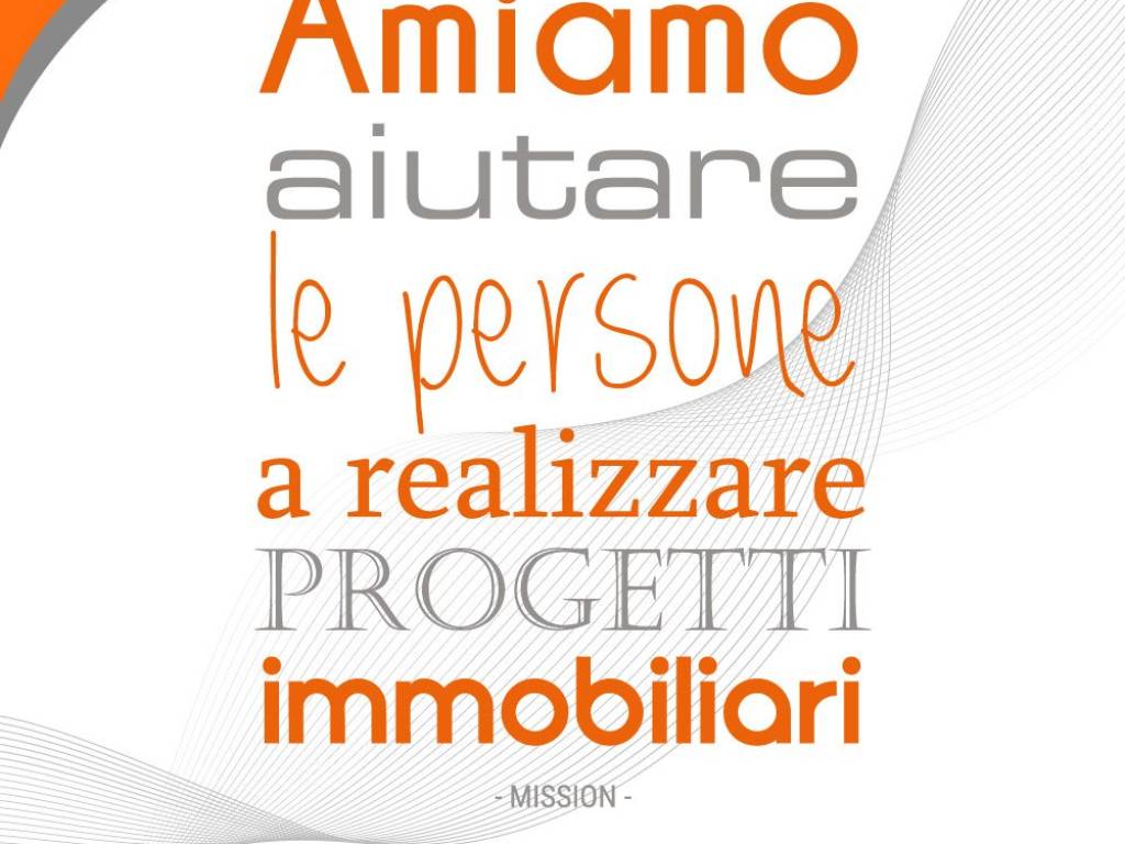 appartamento in vendita a Roma in zona Ostia