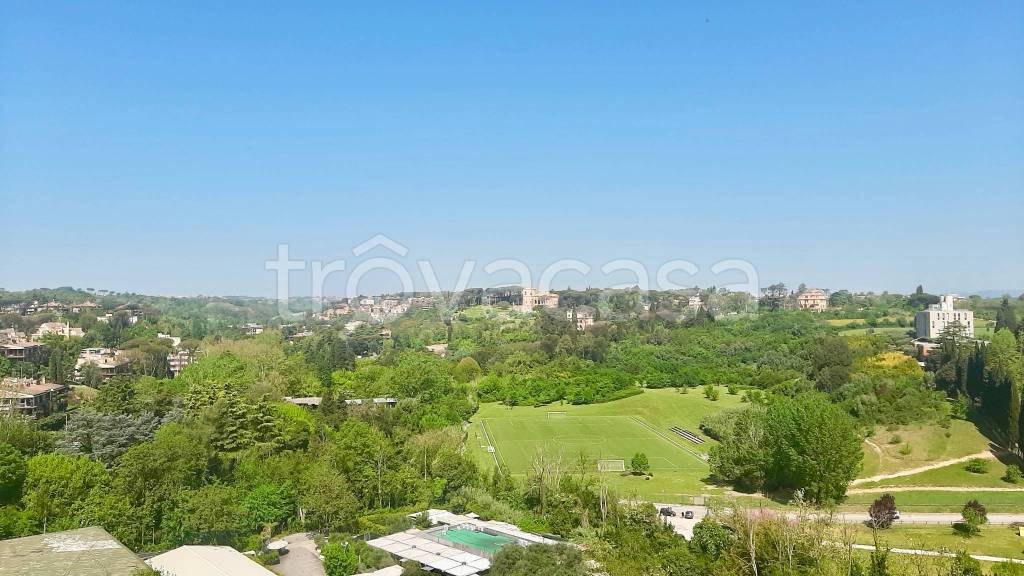 appartamento in vendita a Roma in zona Tor di Quinto