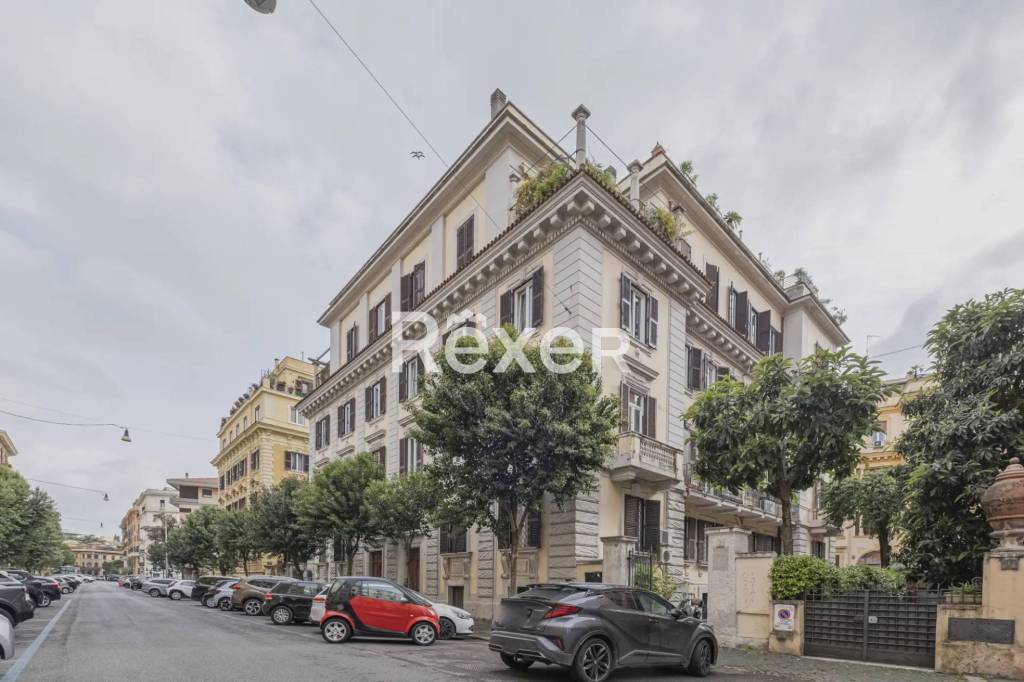 appartamento in vendita a Roma in zona Della Vittoria
