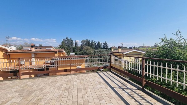 casa indipendente in vendita a Roma in zona Ottavia