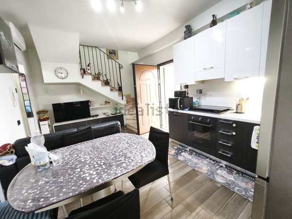 appartamento in vendita a Roma in zona Selva Candida