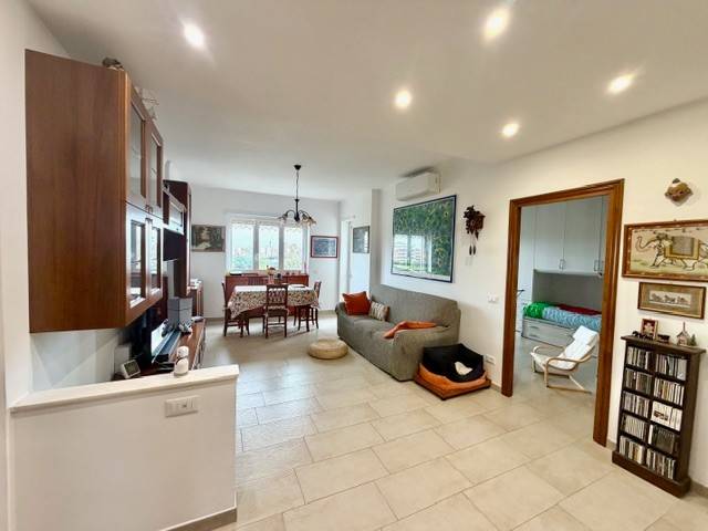 appartamento in vendita a Roma in zona Cinecittà