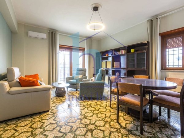 appartamento in vendita a Roma in zona Valle Muricana