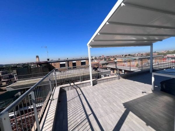 appartamento in vendita a Roma in zona Monte Sacro/Talenti