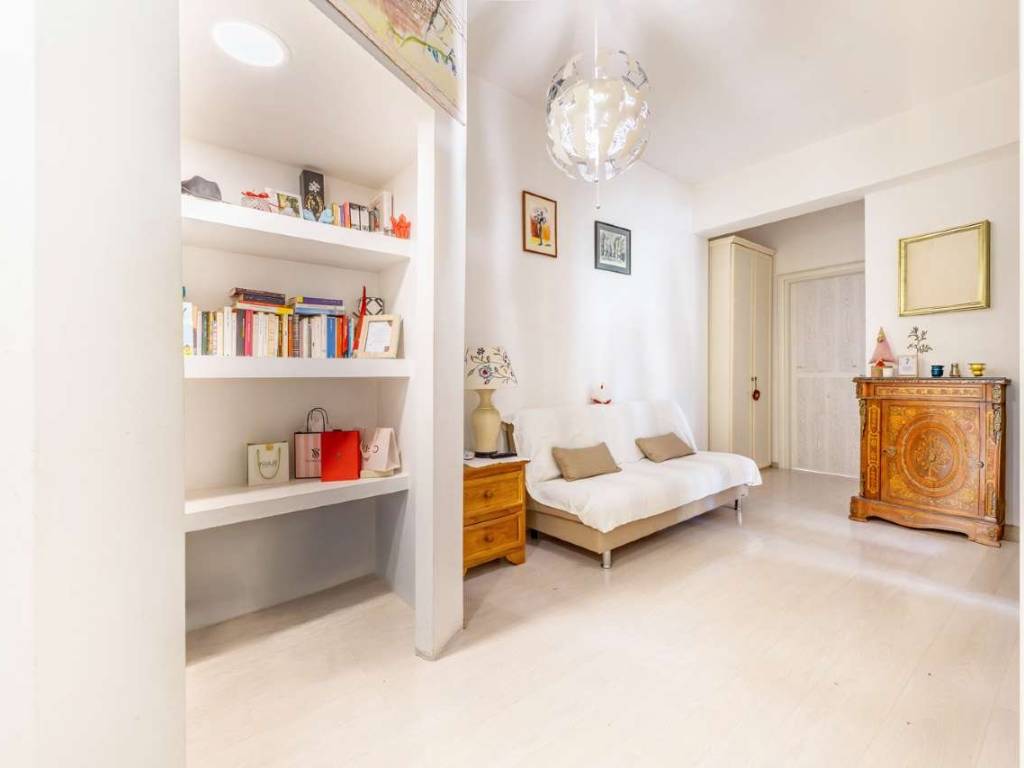 appartamento in vendita a Roma in zona Giuliano Dalmata