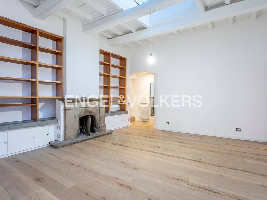 appartamento in vendita a Roma in zona Rione Borgo