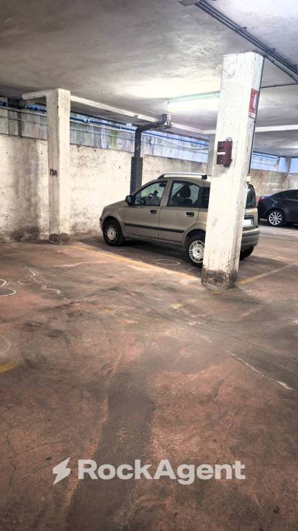 casa indipendente in vendita a Roma in zona Ardeatino