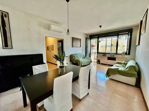 appartamento in vendita a Roma in zona Ardeatino