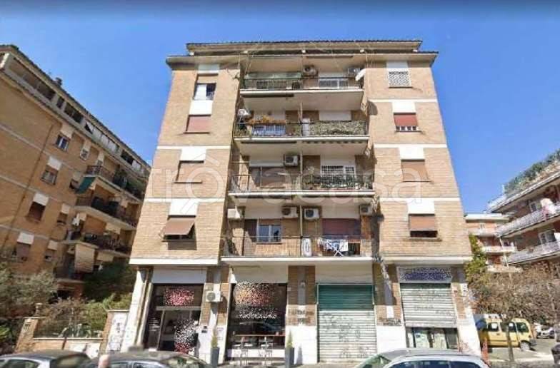 appartamento in vendita a Roma in zona Portuense