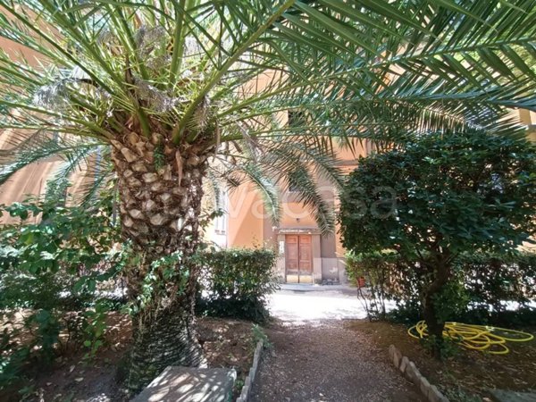 appartamento in vendita a Roma in zona Appio Latino