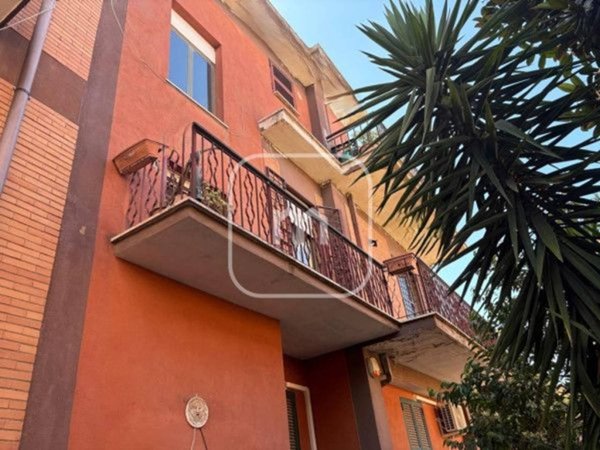 appartamento in vendita a Roma in zona Finocchio