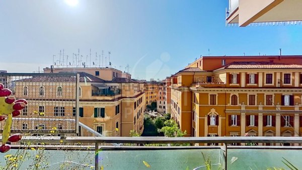 appartamento in vendita a Roma in zona Gianicolense