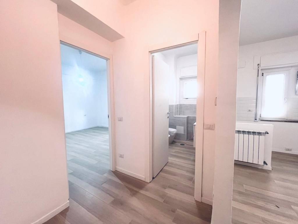 appartamento in vendita a Roma in zona Ostiense