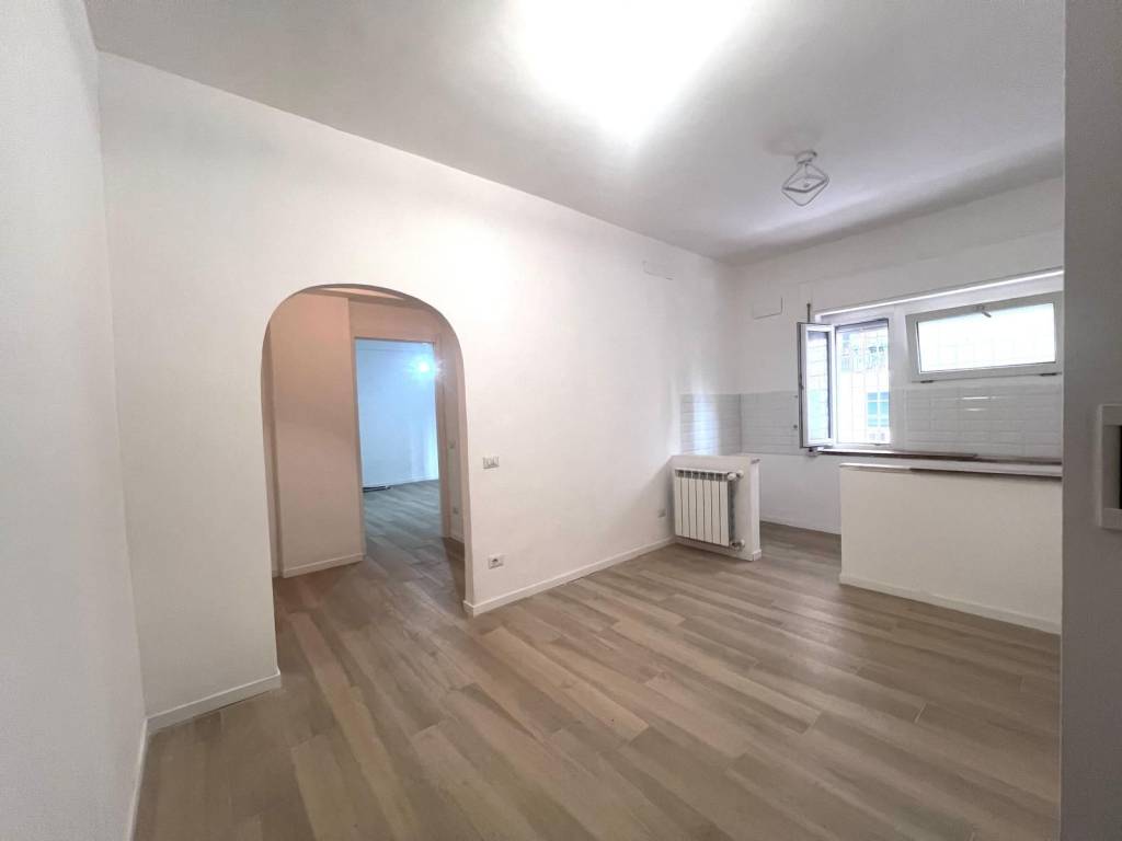 appartamento in vendita a Roma in zona Ostiense