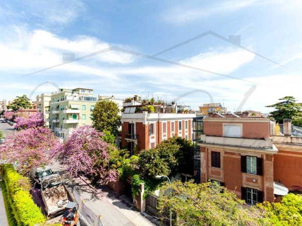 appartamento in vendita a Roma in zona Gianicolense