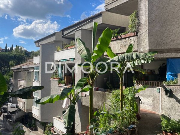 appartamento in vendita a Roma in zona Tor di Quinto