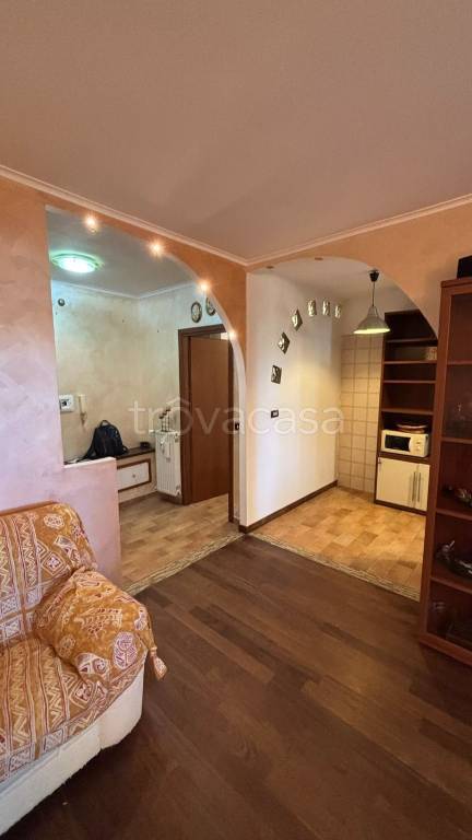 appartamento in vendita a Roma in zona Dragoncello