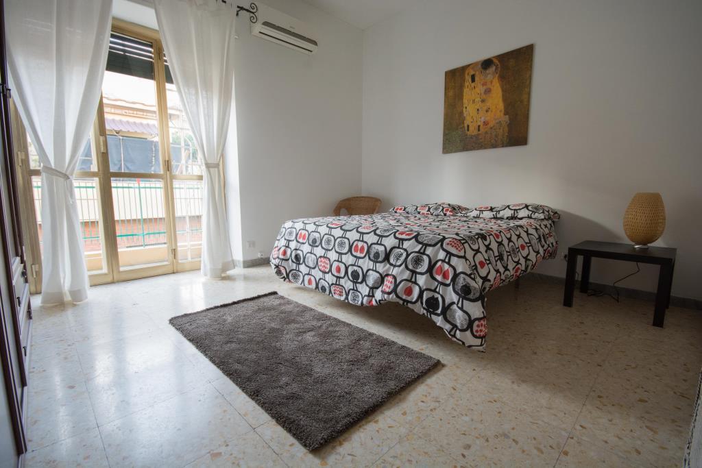 appartamento in vendita a Roma in zona Gianicolense