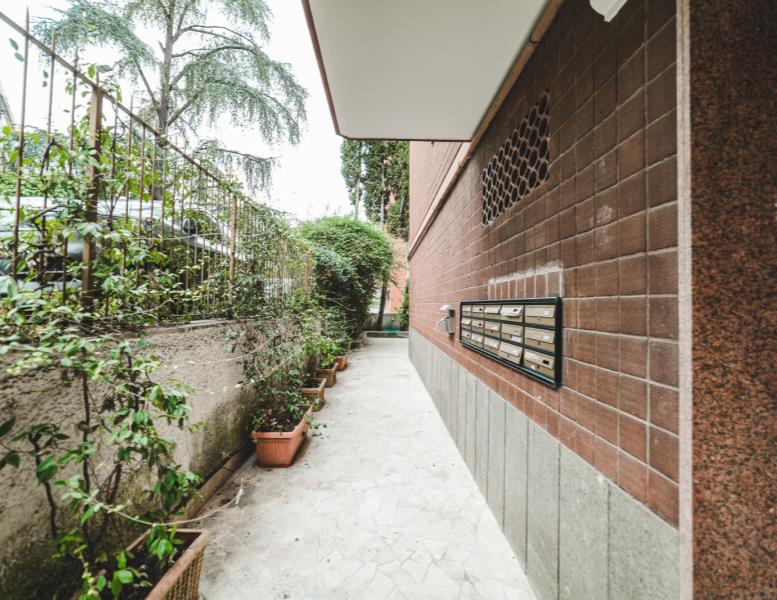 appartamento in vendita a Roma in zona Tor di Quinto