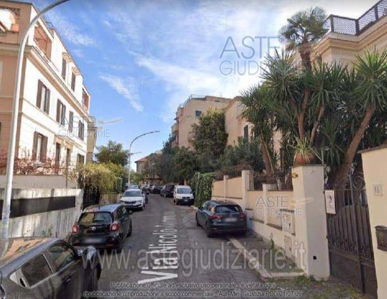 appartamento in vendita a Roma in zona Gianicolense