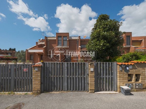 appartamento in vendita a Roma in zona Olgiata