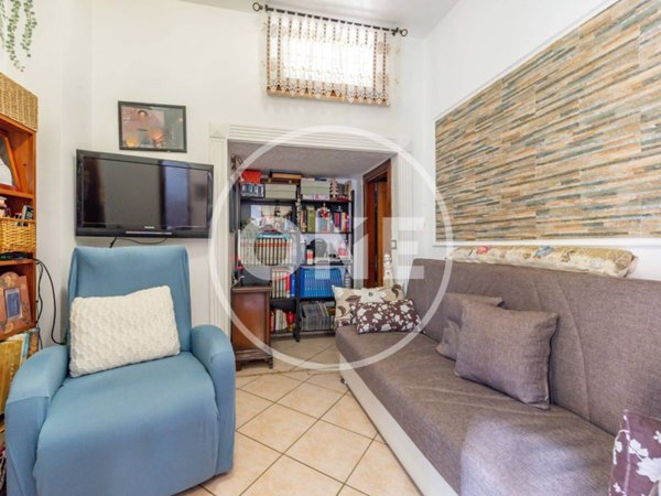 casa indipendente in vendita a Roma in zona Finocchio