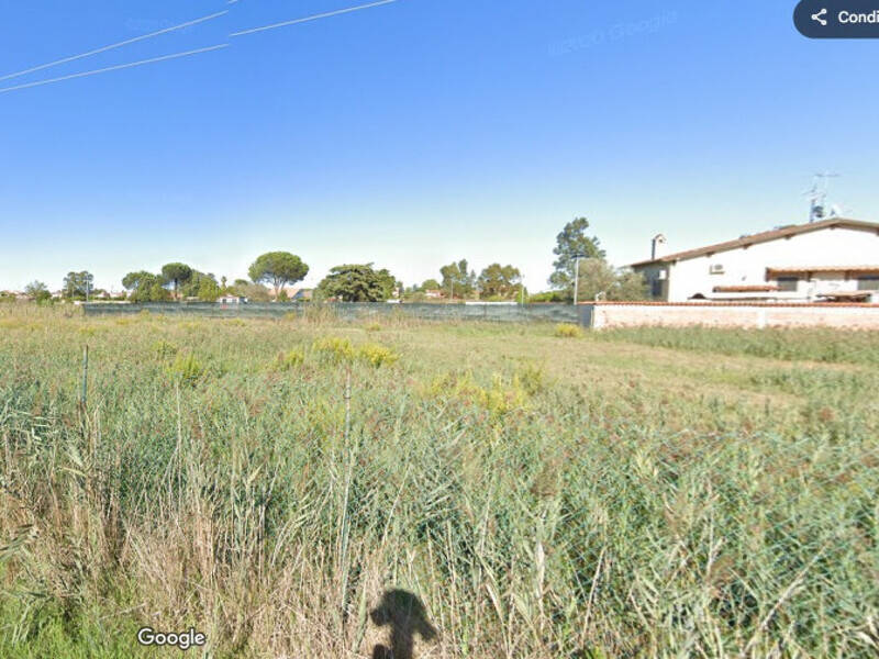 terreno edificabile in vendita a Roma in zona EUR