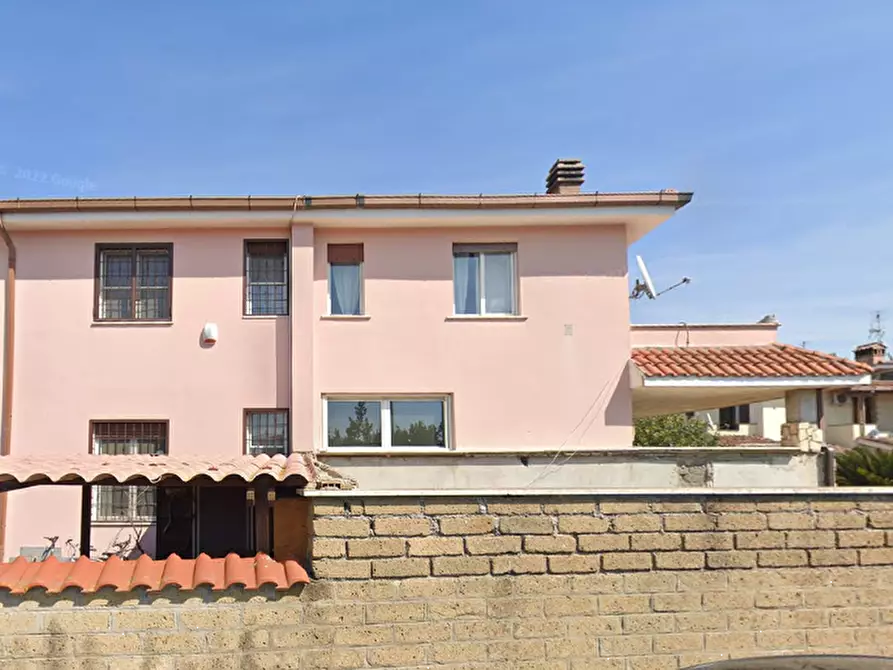 casa indipendente in vendita a Roma