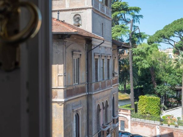 appartamento in vendita a Roma in zona Nomentano