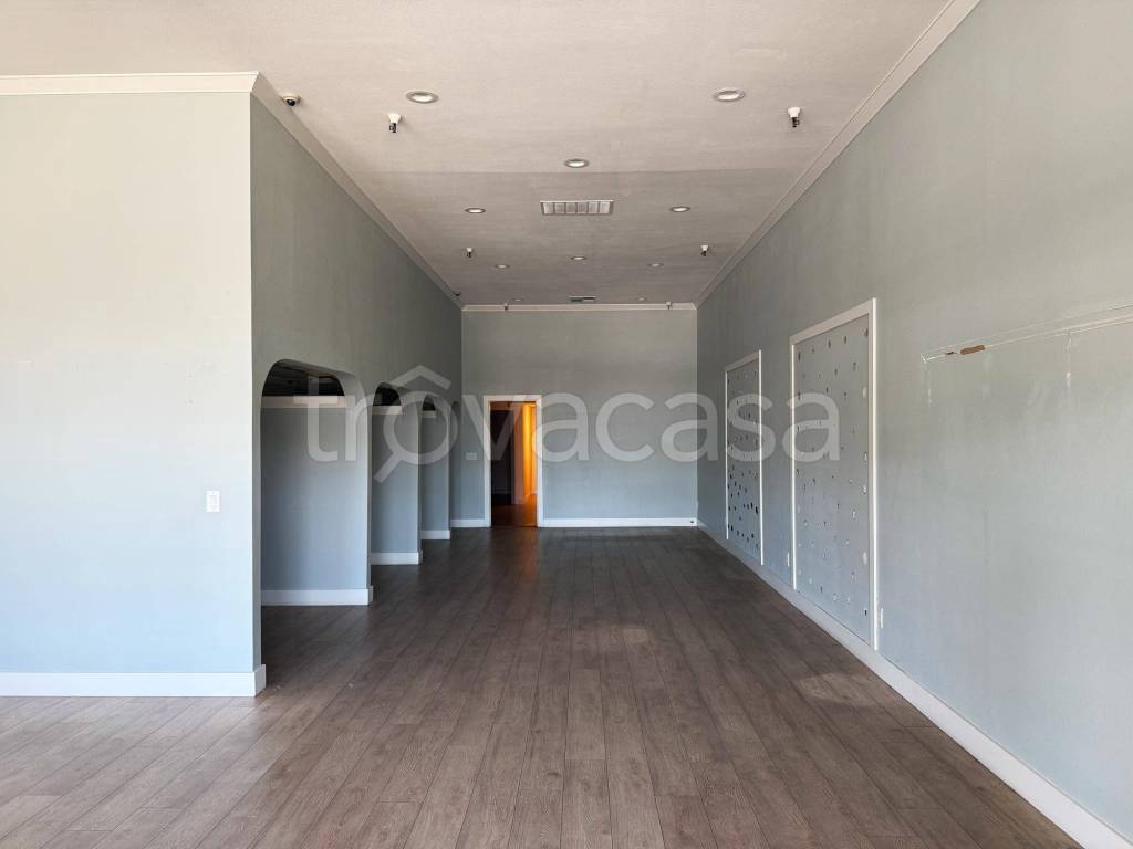 negozio in vendita a Roma in zona Pietralata