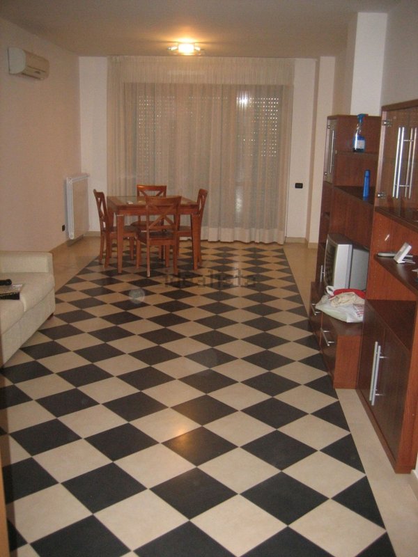 appartamento in vendita a Roma in zona Appio Claudio