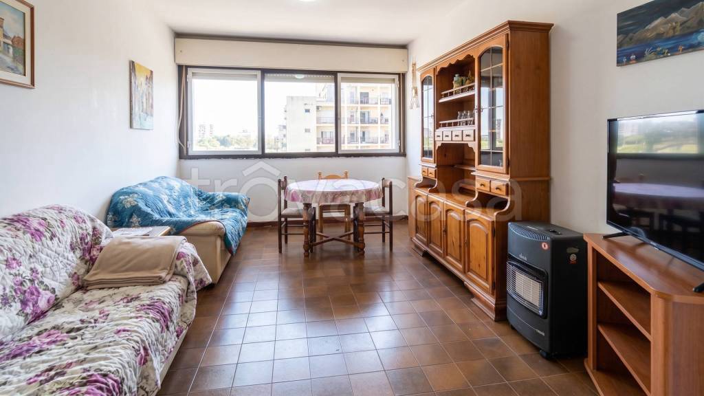 appartamento in vendita a Roma in zona Ostiense