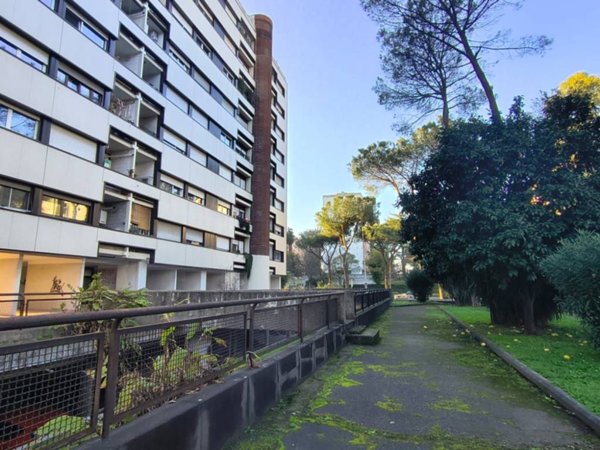 appartamento in vendita a Roma in zona Ostiense