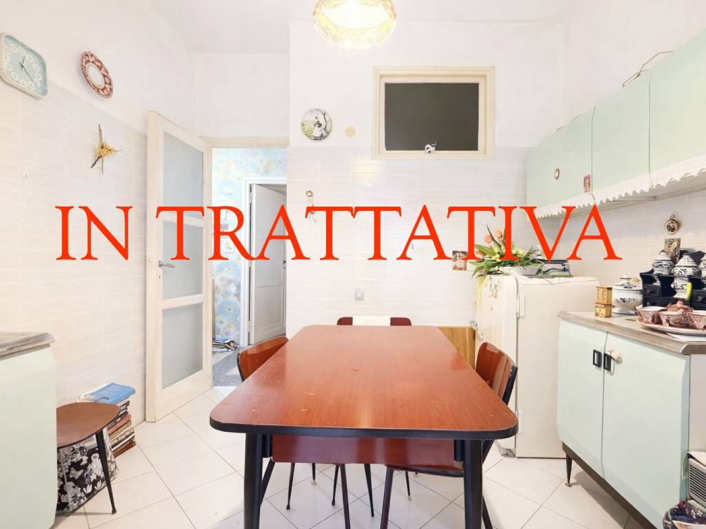 appartamento in vendita a Roma in zona Tuscolano