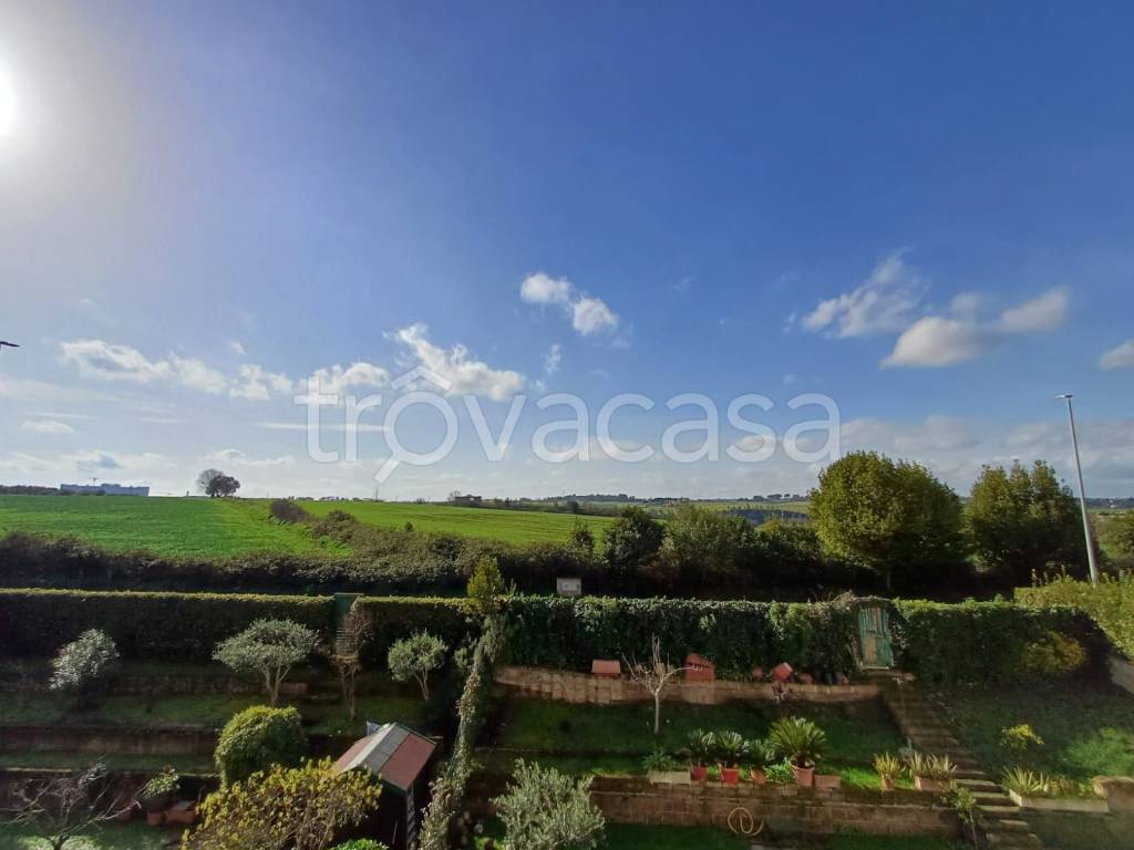 appartamento in vendita a Roma in zona Labaro