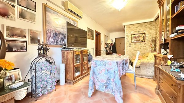 appartamento in vendita a Roma in zona Ponte di Nona