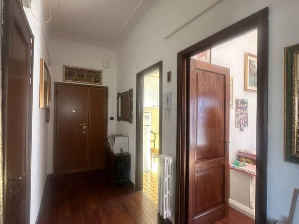 appartamento in vendita a Roma in zona Appio Claudio