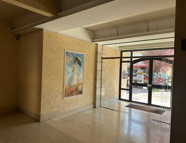 appartamento in vendita a Roma in zona Appio Claudio