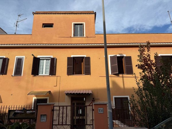 appartamento in vendita a Roma in zona Torrevecchia