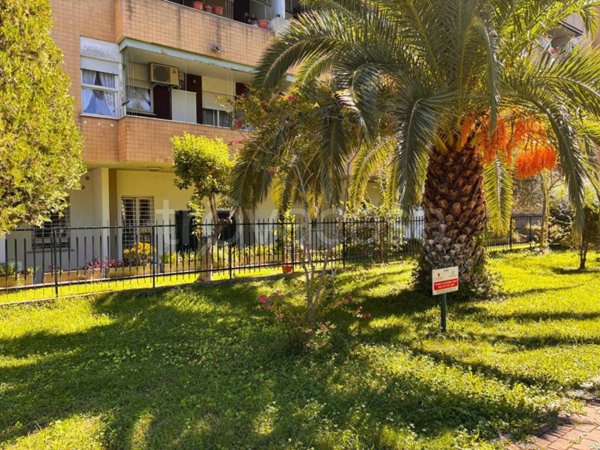 appartamento in vendita a Roma in zona Cinecittà