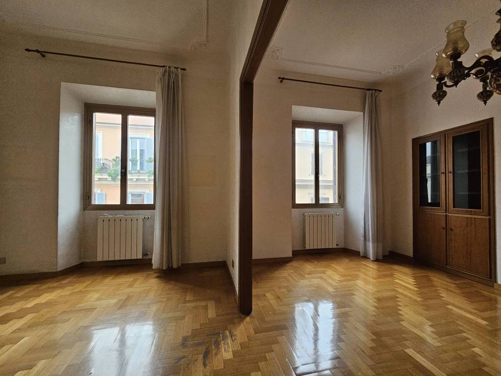 appartamento in vendita a Roma in zona Esquilino