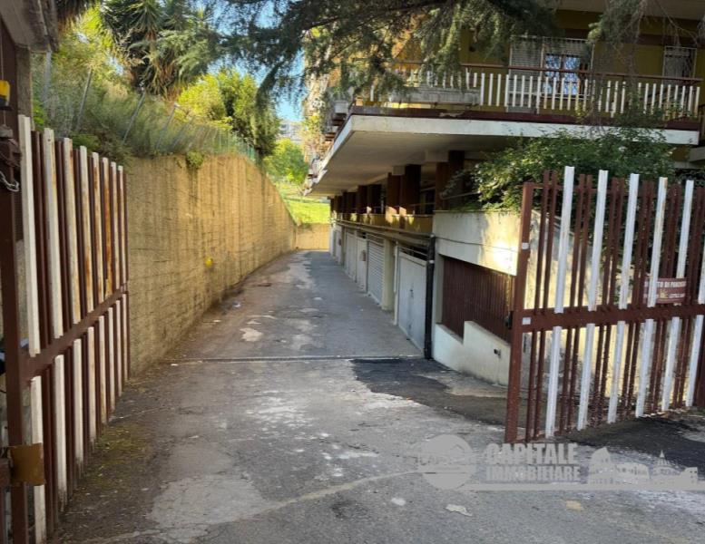 casa indipendente in vendita a Roma in zona Torrino